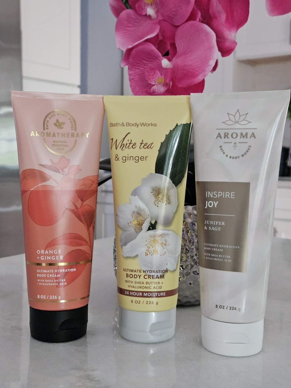 1 Bath & Body Works Body Cream ( Choose Scent)